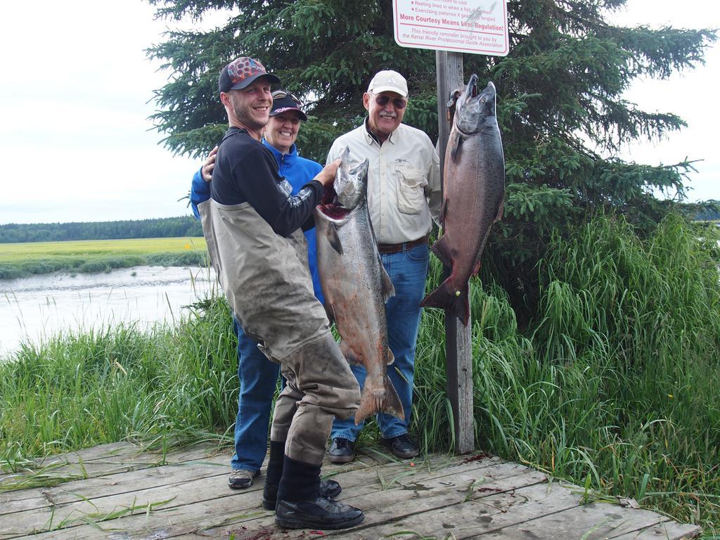 Salmon Catcher Lodge Kenai Exterior foto