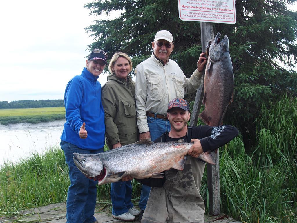 Salmon Catcher Lodge Kenai Exterior foto